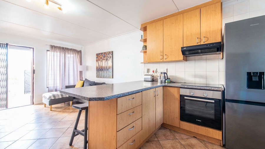 2 Bedroom Property for Sale in Parklands Western Cape